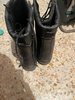 Botas militares altas negras
