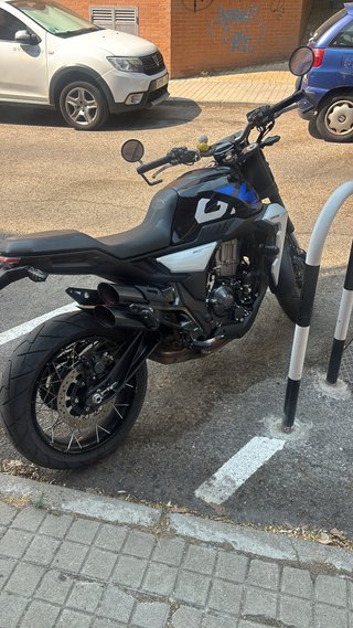Moto Zontes GK350