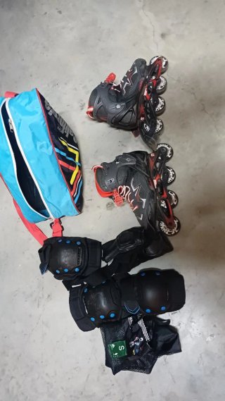 Patines en línea negros