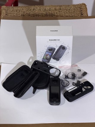 Insta360 X4 Cámara 8K 360 + Accesorios