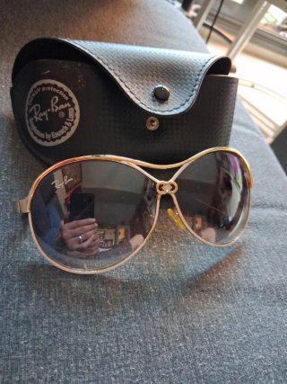 Gafas de sol Ray-Ban retro doradas precio negociab