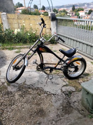 Bicicleta Chopper Negra en buen estado