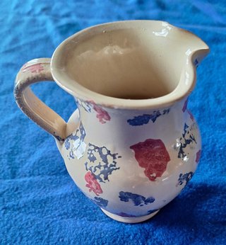 Brocca in ceramica smaltata a mano