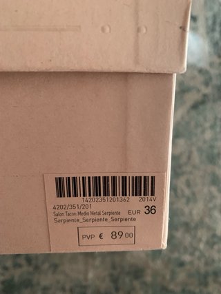 Zapatos tacón Uterqüe piel serpiente