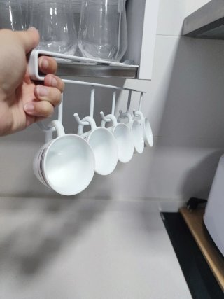 Colgador de tazas blanco