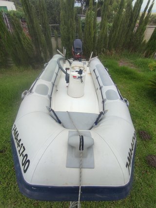 Semirrígida Valiant + Motor Mercury 40cv