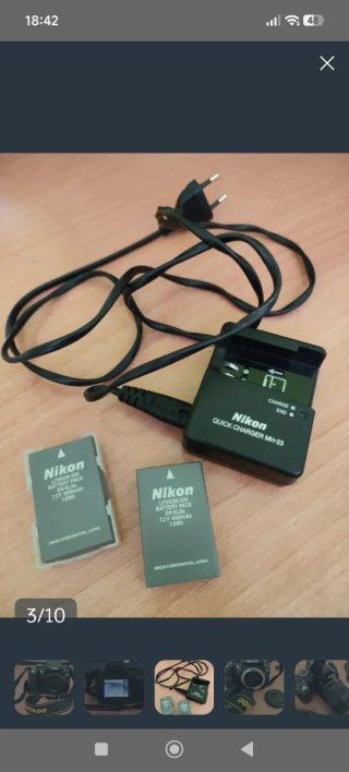 Nikon D5000 + Objetivo 18-55mm + Accesorios