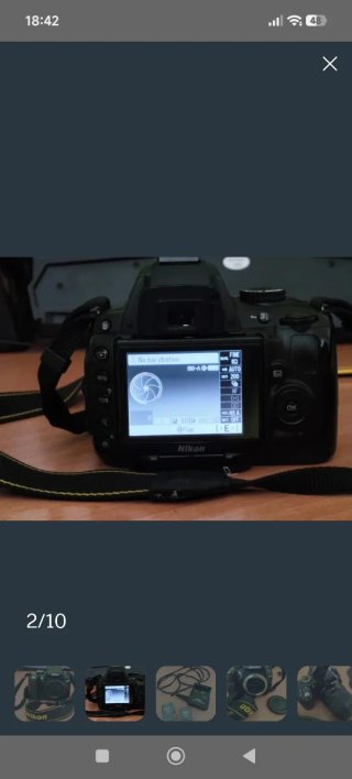 Nikon D5000 + Objetivo 18-55mm + Accesorios