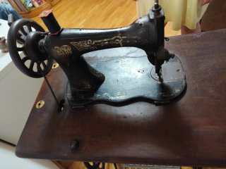 Maquina coser antigua Singer