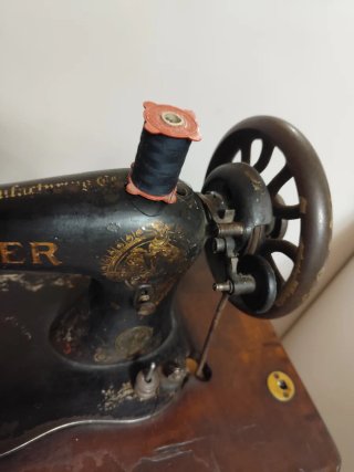 Maquina coser antigua Singer