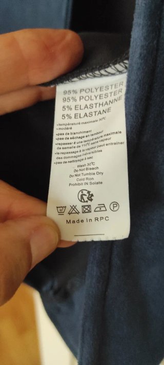 Chaqueta azul bordada