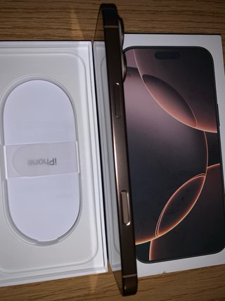 iPhone 16 Pro Max