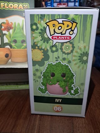 Funko Pop! Plants plantas Ivy 06