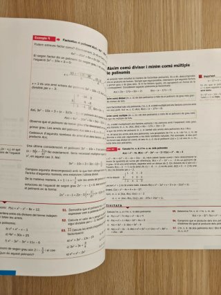 Matemàtiques Aplicades a les Ciències Socials 1...