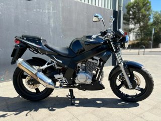 Daelim Roadwin 125 FI Negra