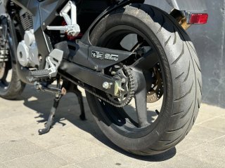 Daelim Roadwin 125 FI Negra