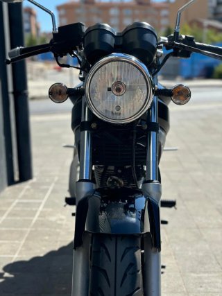 Daelim Roadwin 125 FI Negra