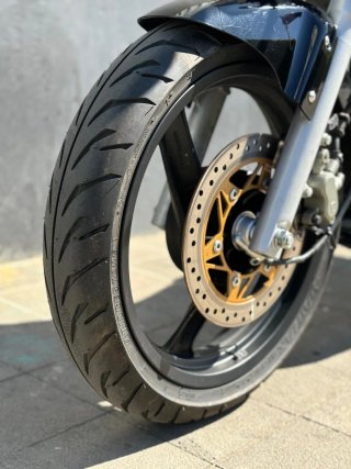 Daelim Roadwin 125 FI Negra
