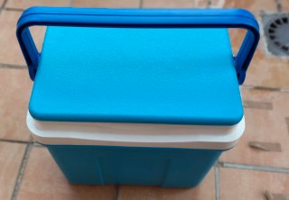 Nevera Camping 30L Azul/Blanca
