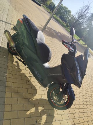 Kymco Superdink 125 SWAP 300