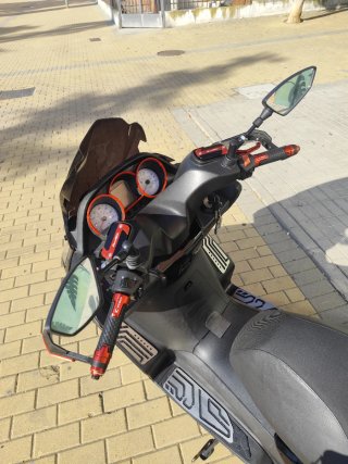 Kymco Superdink 125 SWAP 300