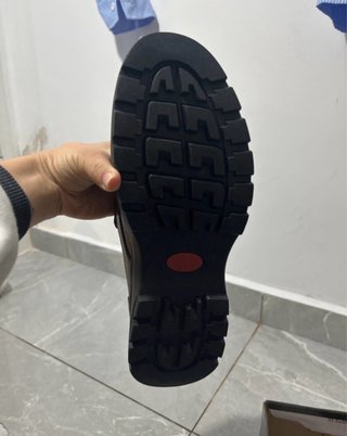Mocasines de cuero marrón para hombre