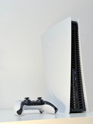 PS5 Edición Digital 825GB + Mando