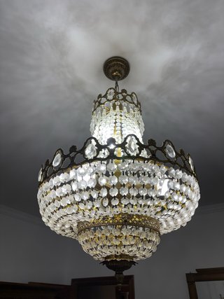 Lámpara de cristal techo y 2 lamparas mes.