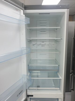 Nevera Bosch de 2m x 60cm,  bajo consumo