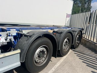 D-TEC Portacontenedores