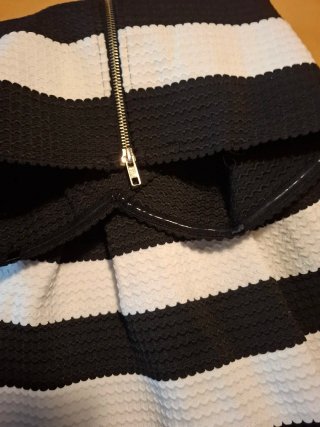 Vestido de fiesta rayas blanco y negro