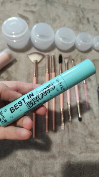 Lote nuevo de maquillaje