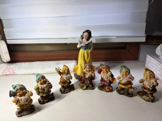 Figura Blanca Nieves y 7 Enanitos