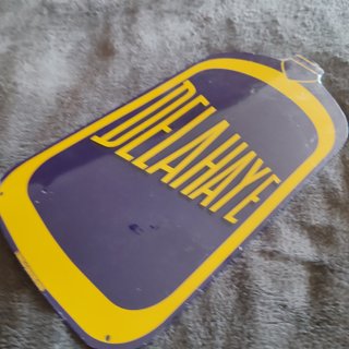 Placa Delahaye Metal Decorativa 28x16cm