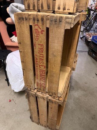 Cajas de madera rústicas  UNIDAD 8€  TODAS 35€