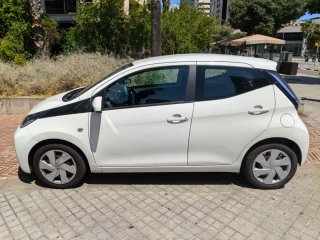 Toyota Aygo 2016 Perfecto estado!