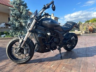 Benelli 502 C Negra