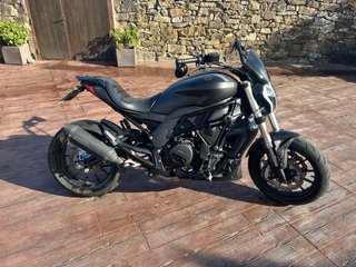Benelli 502 C Negra