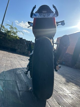 Benelli 502 C Negra