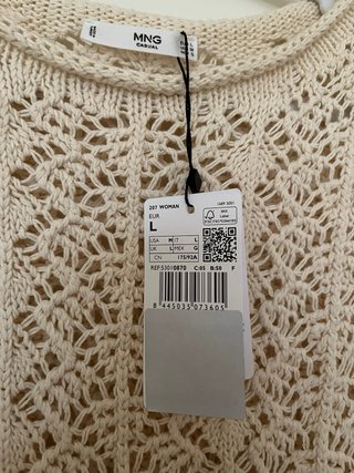 Top Mango punto color crema nuevo con etiqueta
