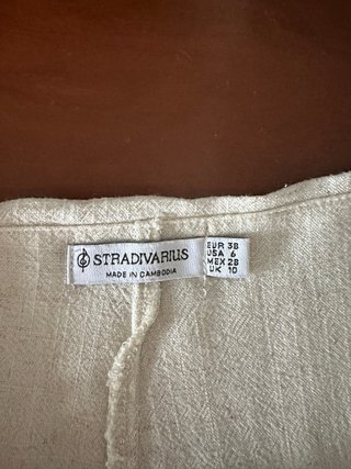 Falda pantalón beige con volantes