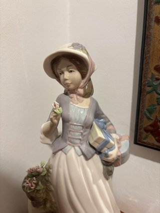 Figura porcelana estilo Nadal