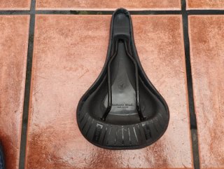 Sillín de bicicleta GEL COMFORT SYSTEM