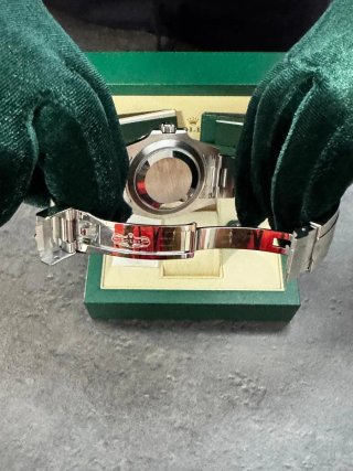 Rolex Submariner Starbucks 126610LV  INCREIBLE MK1