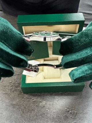 Rolex Submariner Starbucks 126610LV  INCREIBLE MK1