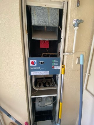 Generador aire caliente gas Johnson TI-12S