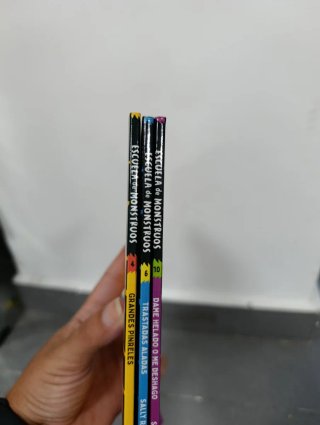 Libros "Escuela de Monstruos"
