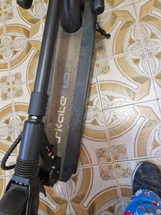 Patinete Eléctrico Skate Flash Poco Uso