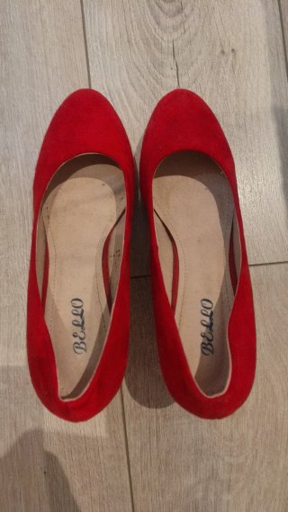 Zapatos de tacón BELLO rojos