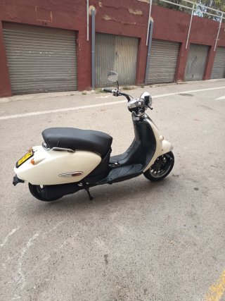 Aprilia Compay Custom 50cc Beige/Plata
